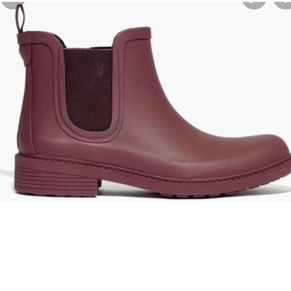 Madewell Shoes - Madewell The Chelsea Rain Boot Matte Burgundy size 8